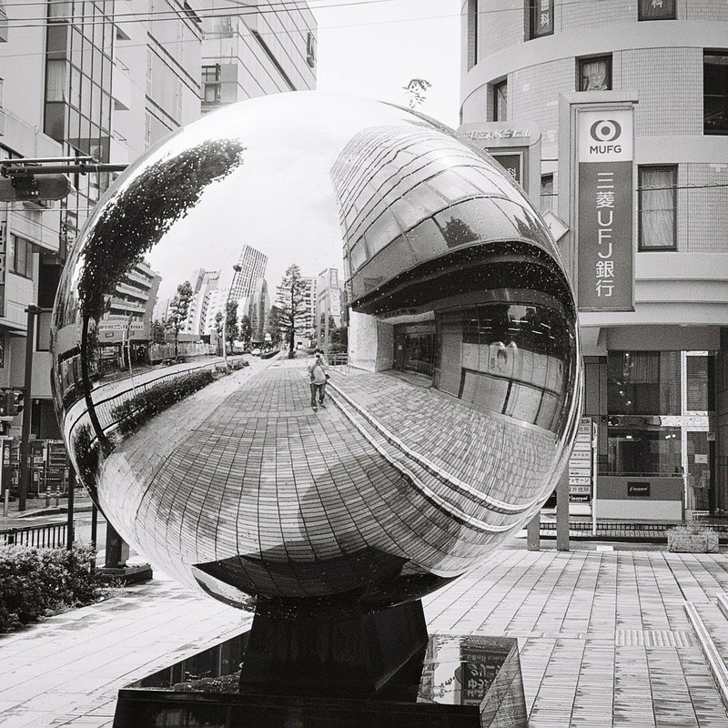 エッシャー風な横浜のワタクシ