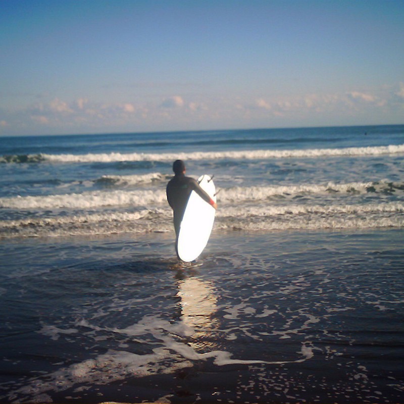 surfer.