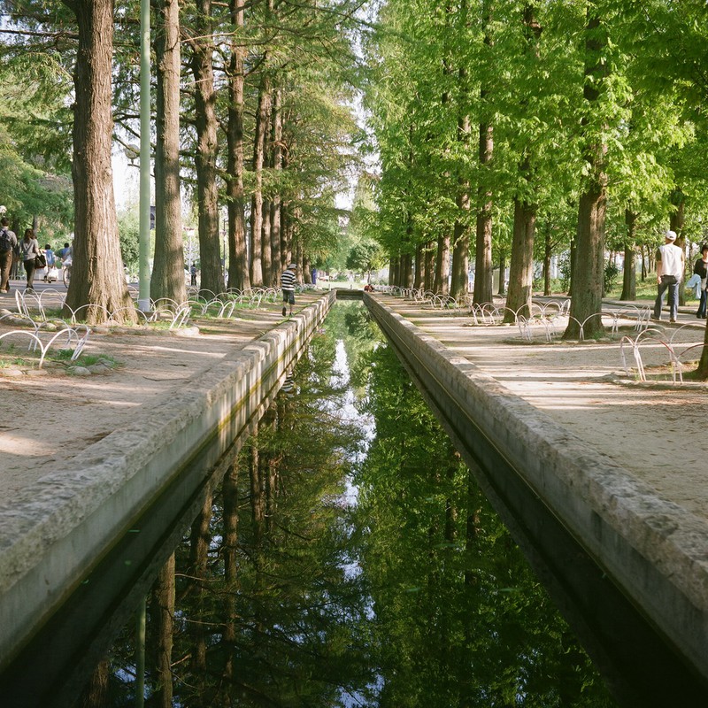 もう一つの世界を、