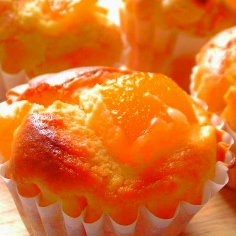apricot muffin
