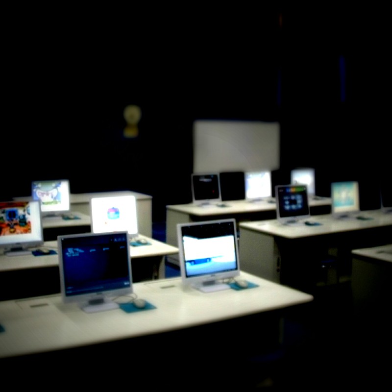 透明生徒のパソコン教室