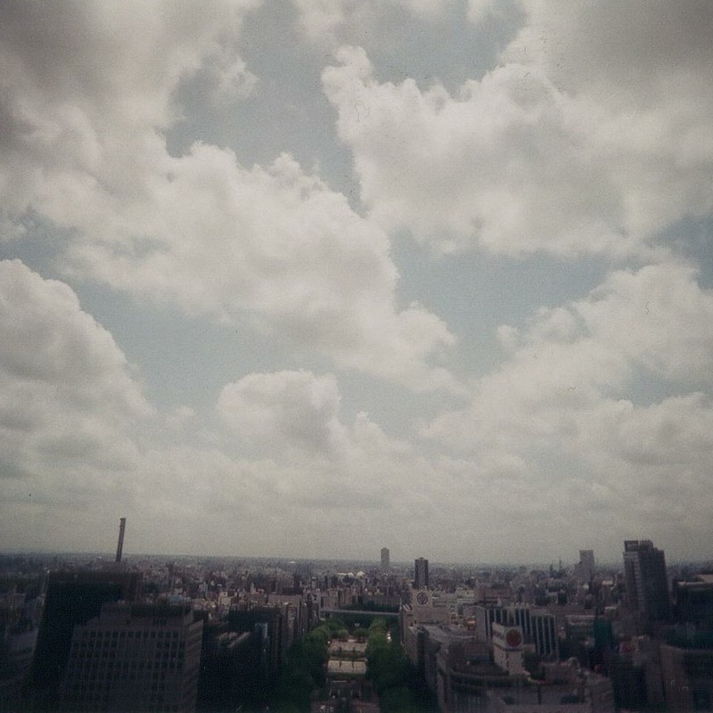 走る雲＠名古屋テレビ塔