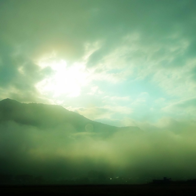 雲と靄の狭間