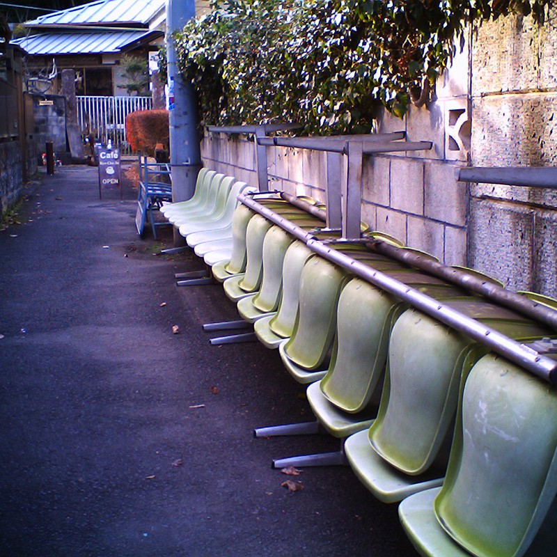 ネコヤド路地 師走