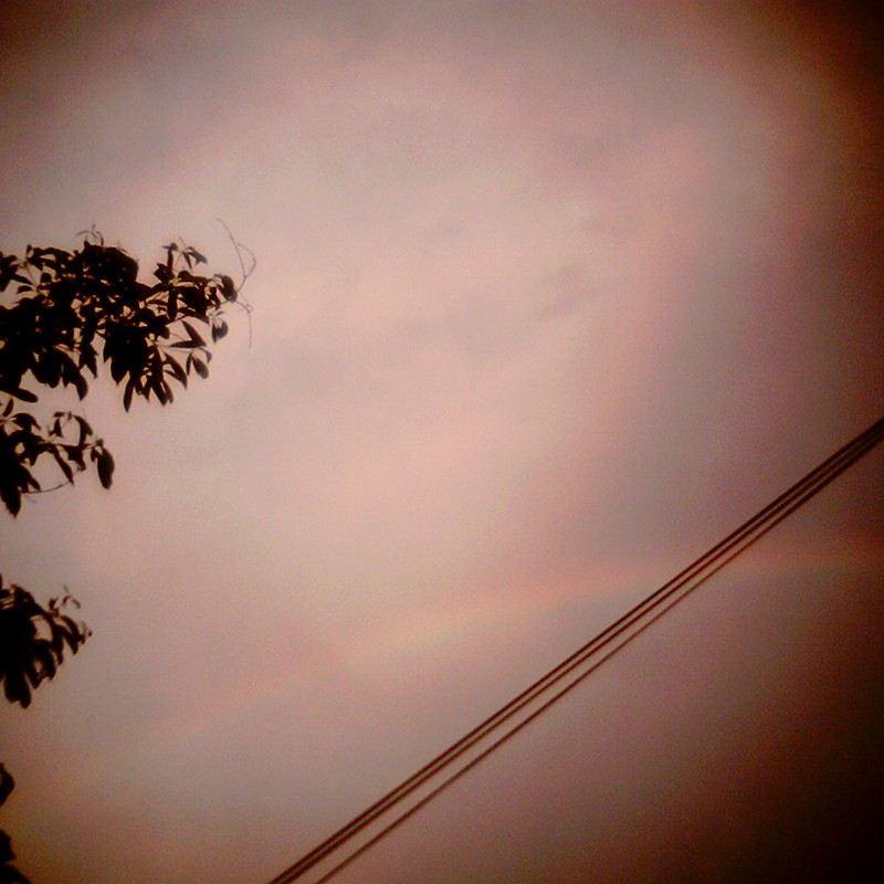 夕日と虹