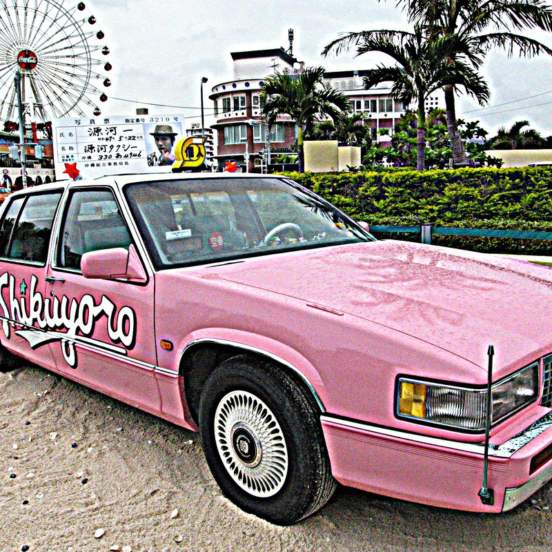 ピンクのキャデラックタクシー