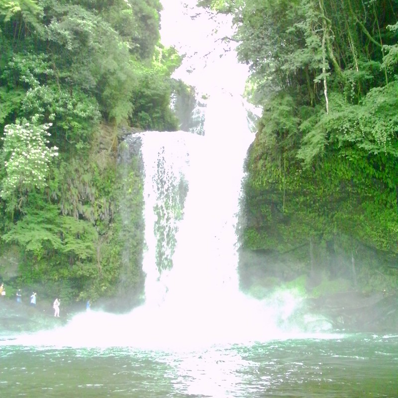 ジオンの滝