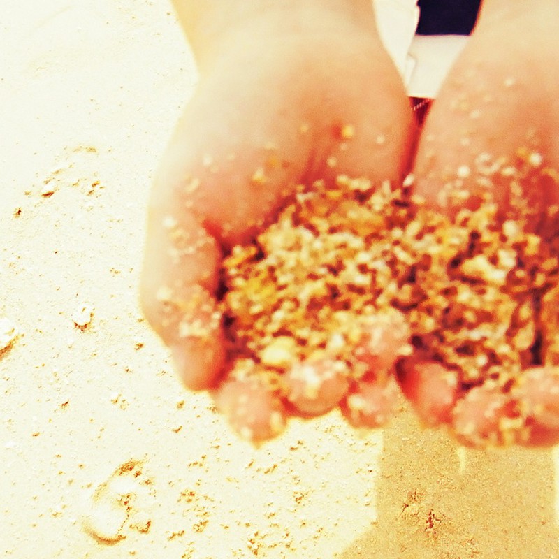 海の砂