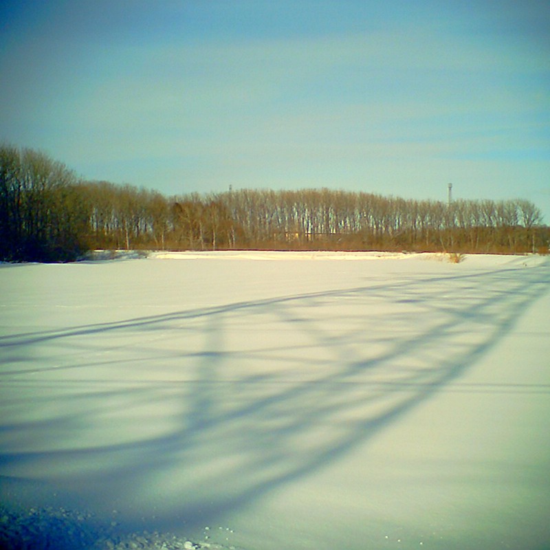 雪と影