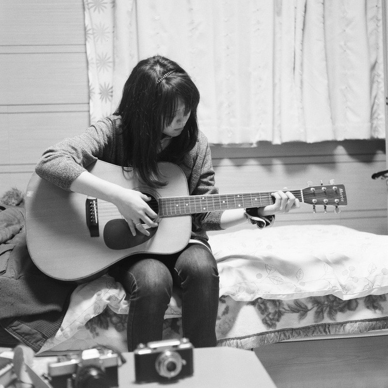 acoustic girl
