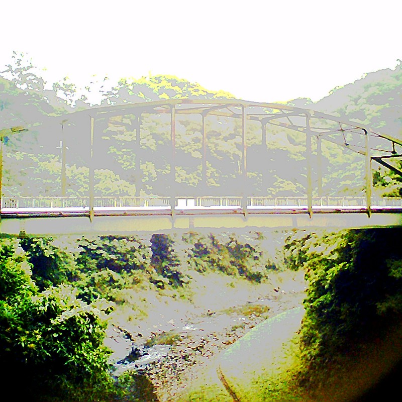 消えそうな橋