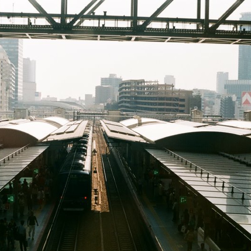 灼熱の大阪駅