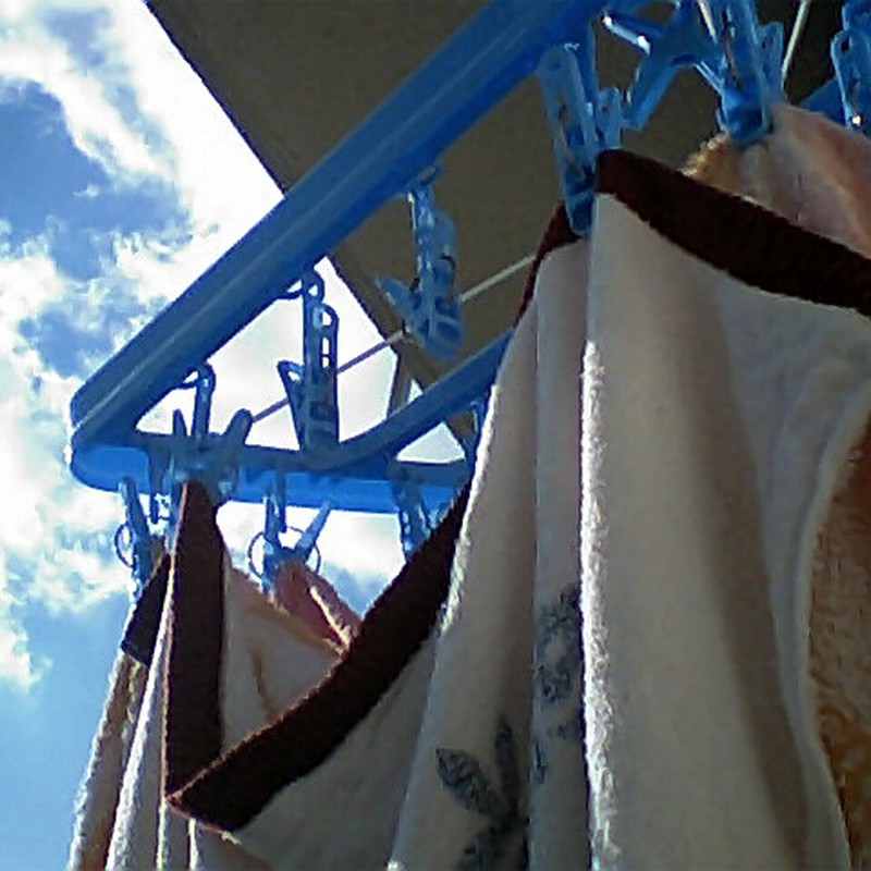 洗濯物と青い空