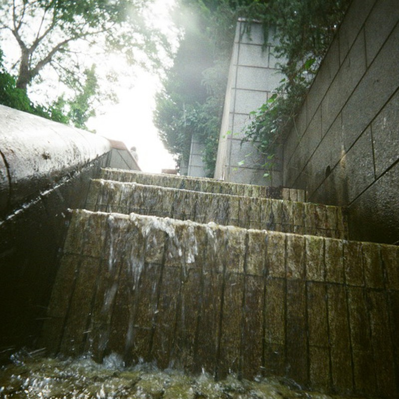 水の階段。