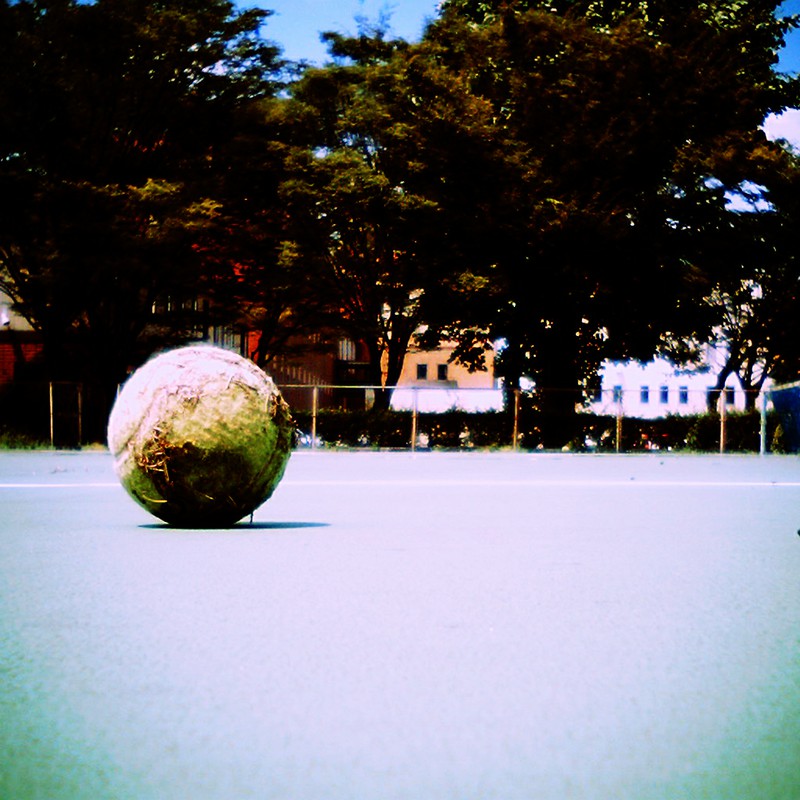 放課後のテニスコート
