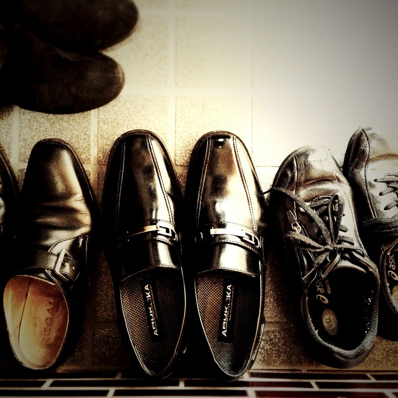 黒靴たち