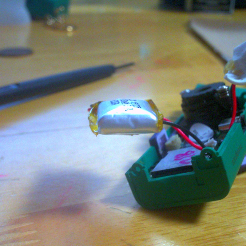 内蔵電池はクロレッツ