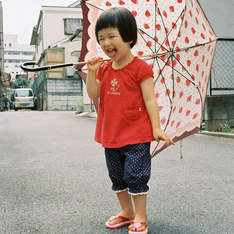 彼女とイチゴ傘