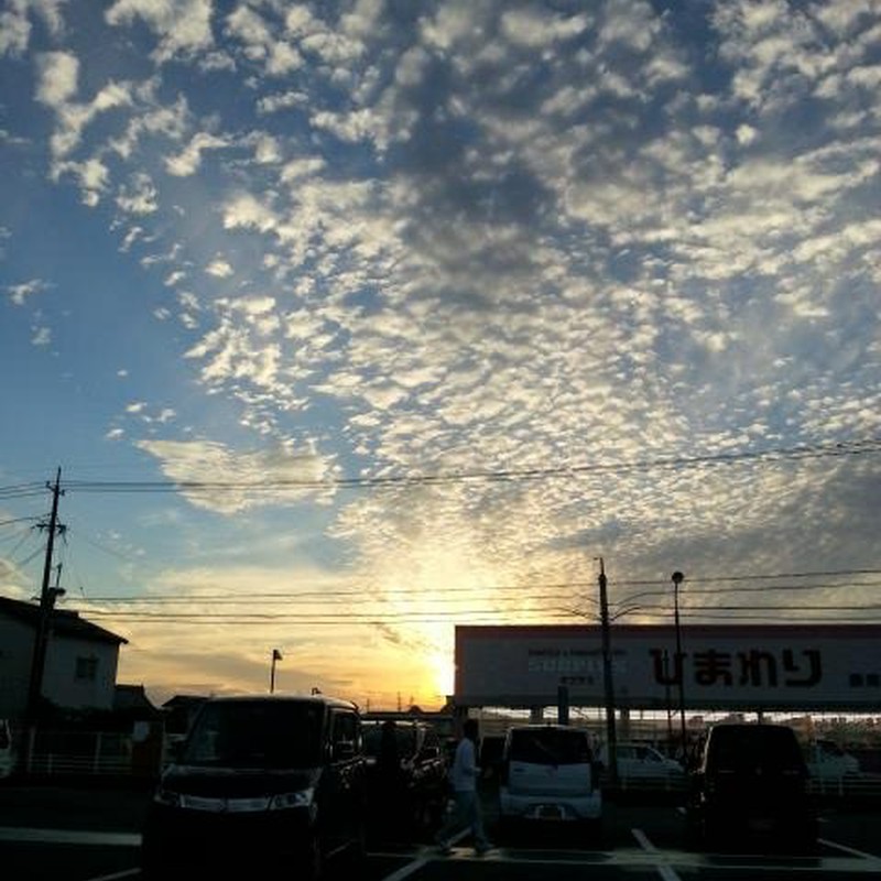 2012　夕焼けとうろこ雲。