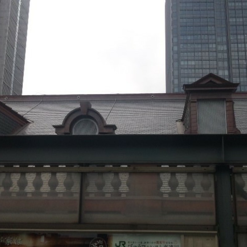 東京駅中央線ホームの顔