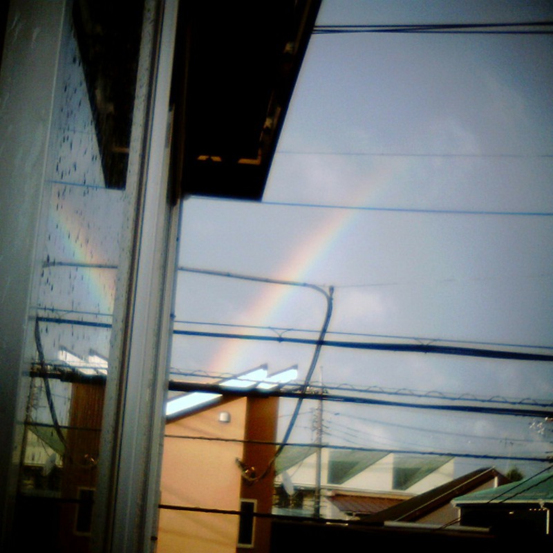 虹２つ。