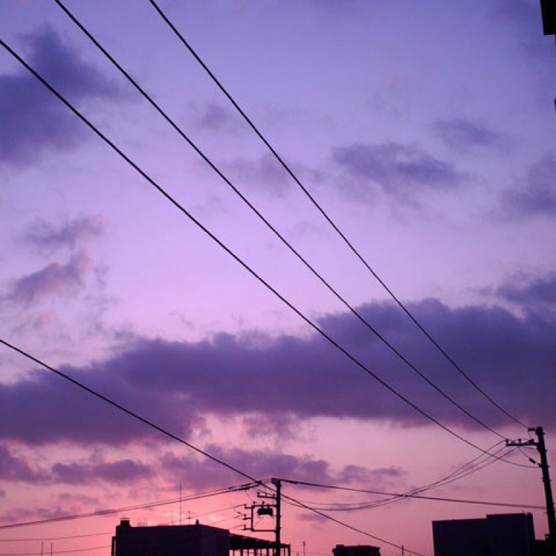 青紫の夜明け