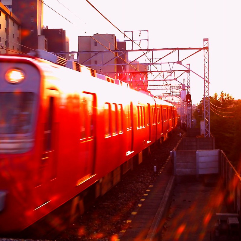 赤い電車２