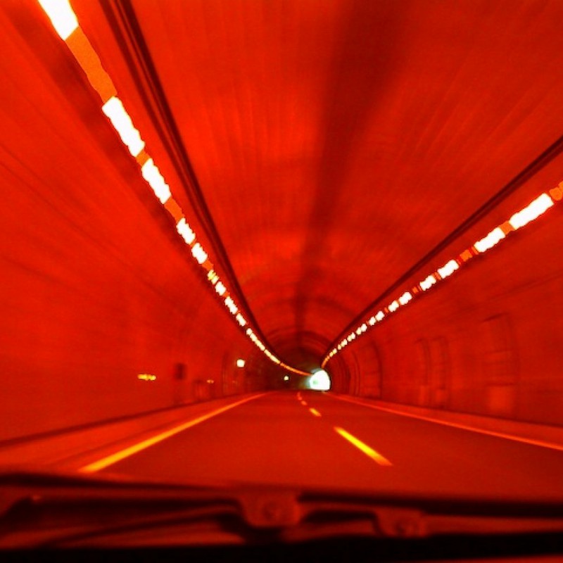 オレンジトンネル